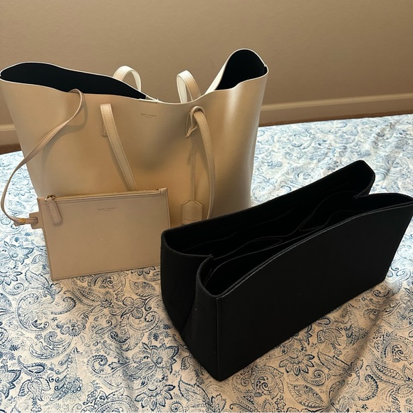 Yves Saint Laurent Handbags - Ysl shopper tote bag